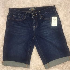 Lucky NWT Abbey Bermuda jean shorts size 8 29